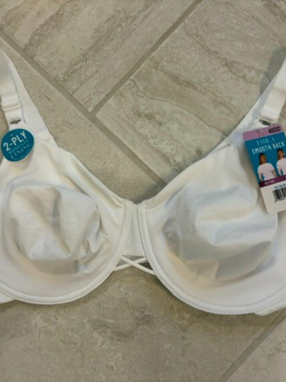 NWT Radiant Collection by Vanity Fair Smooth Lightweight 40DD Star White
